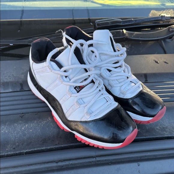 Jordan Other - Air Jordan 11 Retro Low Concord Bred Size 10.5 No Box